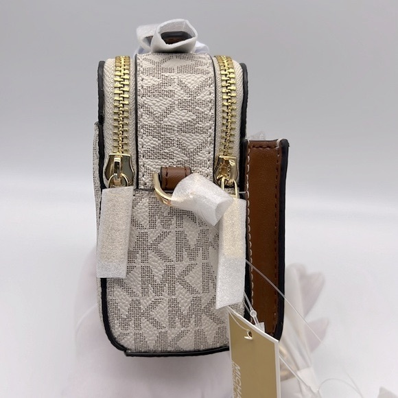 MICHAEL Michael Kors Medium Logo Smartphone Crossbody Bag Vanilla - Picture 5 of 16